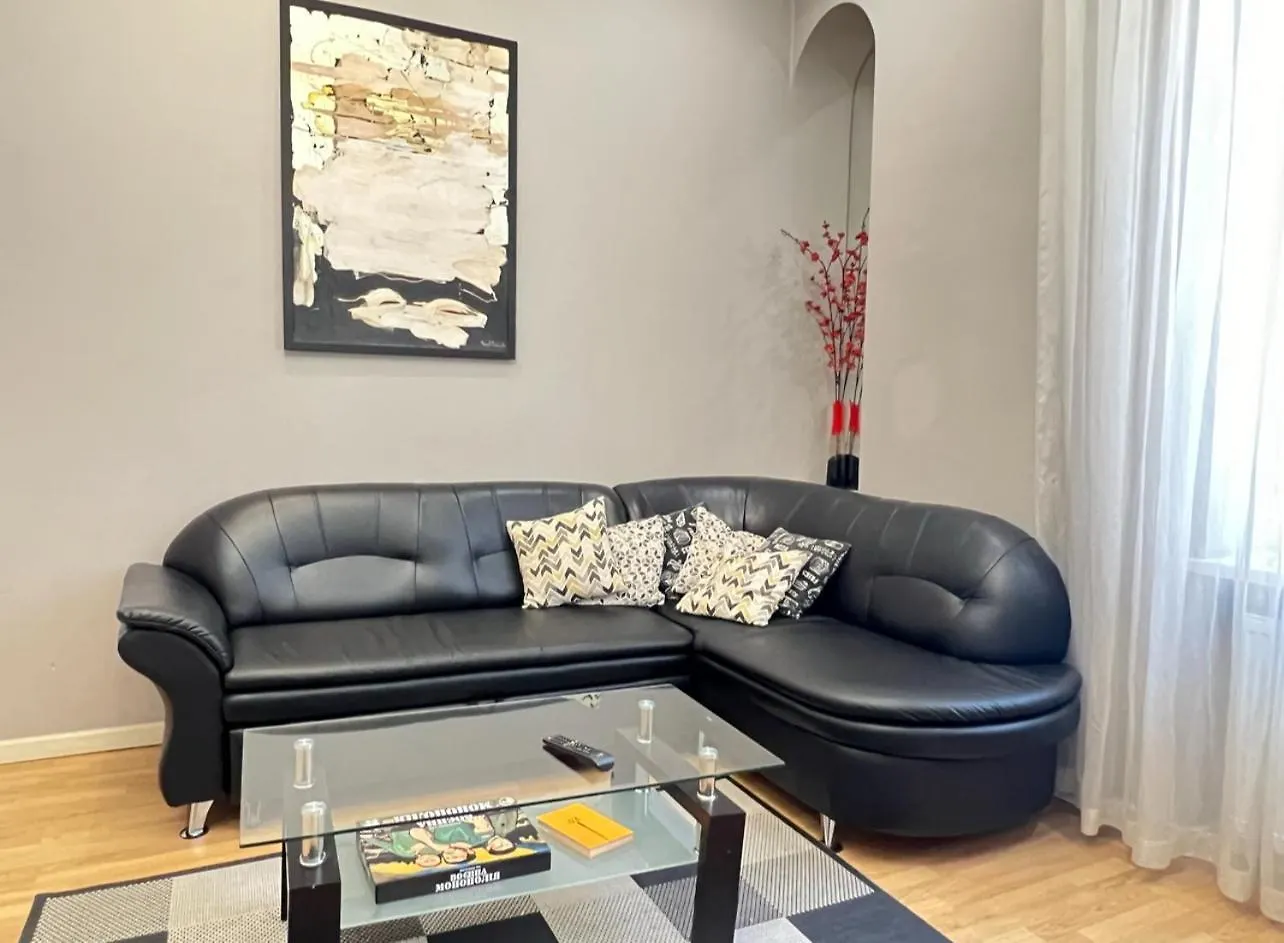 Apartment Lesya Kurbasa contacts